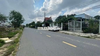 CẦN BÁN GẤP ĐẤT NỀN MẶT TIỀN GIÁ 11 TỶ 5(SỔ HỒNG RIÊNG)
