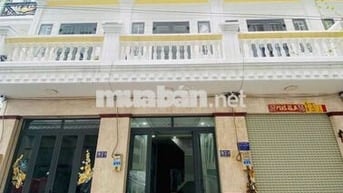 Kẹt vốn kinh doanh bán nhà mặt tiền đường nội bộ