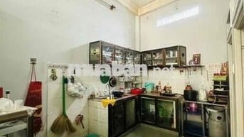 PHÚ NHUẬN -NGUYỄN TRỌNG TUYỂN NHÀ HẺM