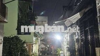 Bình Tân - bán nhà 2 tầng 2PN , 2WC 40m2 đường số 4 - 4 tỷ 7