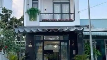 Nhà ngộp Tân Bình ở P4 Hoàng Việt 49m2 giá chỉ 2tỷ650tr. SỔ HỒNG RIÊNG