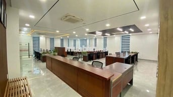CHO THUÊ VP GẦN VẠN PHÚC,DT TỪ 35m-120m,SẴN NỘI THẤT,SỨC CHỨA 10-30NG