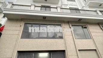 nhà 5 lầu mặt tiền kinh doanh phù hợp mở trung tâm dạy học, phòng khám