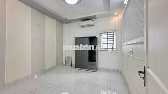CHO THUÊ PHÒNG CUỐI THÁNG VÀO Ở_GẦN PARC MALL Q8_CỬA SỔ TRỜI THOÁNG