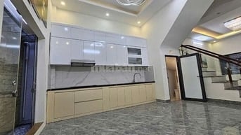 BÁN NHÀ PLQĐ DT: 59M x 5T MT: 4,2M PHỐ TÔ VĨNH DIỆN GIÁ :15,5 TỶ