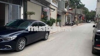 Nhà 2 mặt tiền ngõ thông, ô tô tránh