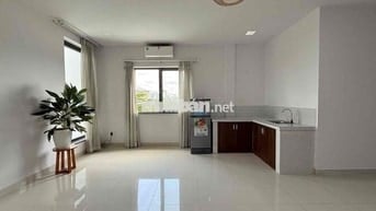 STUDIO CỬA SỔ TRỜI TRỐNG LẠI - NGAY VĂN LANG CS3