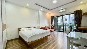 Cho Thuê Căn Hộ Chung Cư Mini Ban Công Ngay Vòng Xoay Dân Chủ Quận 3