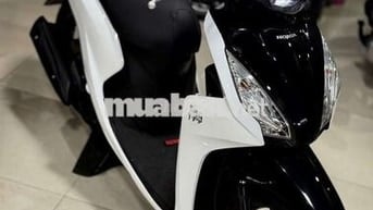 Vision 2018 giá 24.800 biển 72F1