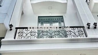 Cần cho thuê nhà HXH 125/4A Nguyễn Văn Thương P. 25 Q. Bình Thạnh