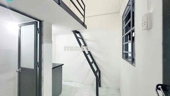 PHÒNG CÓ GÁC GIÁ RẺ QUẬN BÌNH THẠNH CÓ CỬA SỔ THOÁNG GÁC CAO