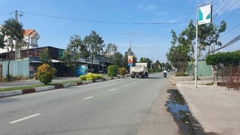 BÁN GẤP ĐẤT TẶNG NHÀ, CÂY XĂNG NGAY TP TÂN AN.