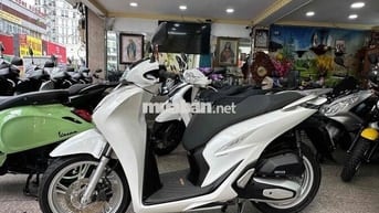 Nhìn lại Honda Dylan - Chiếc tay ga một thời vang bóng SH 150i ABS + HSTC 2020 Trắng BSTP Chính Chủ