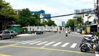 PHÚ THUẬN Q7 - Mặt tiền hẻm xe hơi - GPXD 4 tầng - 80m2 - Gấp bán 6tỷ6