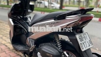 Xe máy Honda Air Blade 125 màu bạc đen
