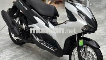 Honda Air Blade 4val bạc đen máy móc nguyên bản