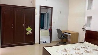 Cho thuê nhà ngõ 62 trần bình 65m x4T ô tô đỗ của