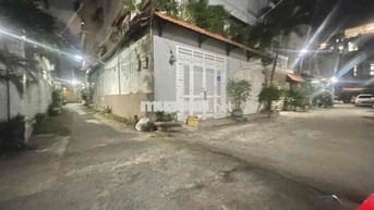 🔥 TÌM ĐÂU RA! NHÀ 45m2 HẺM XE HƠI – BÙI ĐÌNH TUÝ  – NỞ HẬU