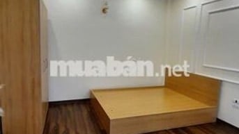 Nhà 30m2 x 4.5 Tầng Mặt Tiện Rộng – Ngõ Nông Thạch Bàn – 5.x tỷ
