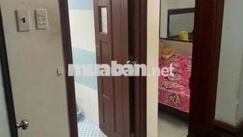 em cần pass lại phòng 2tr5 ở 338 Trịnh Đình Trọng ,Hoà Thạnh , Tân Phu
