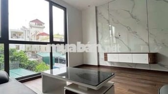 Nhà mới ở ngay, ô tô đỗ cửa, ngõ thông