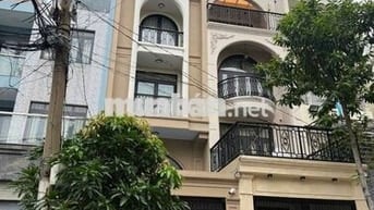 Cần bán ngôi nhà tâm huyết đi định cư Úc