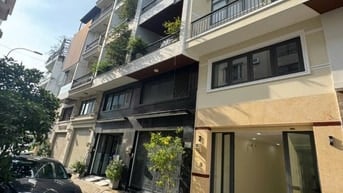 BÁN CĂN NHÀ MỚI VỊ TRÍ ĐẸP - HẺM XE HƠI TỚI CỬA