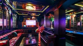 CẦN GẤP 2 NAM GIỮ XE KARAOKE TỪ 8H-22H VÀ 12H-24H - THU NHẬP CAO