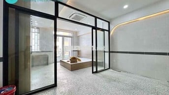 Căn Hộ 1 Phòng Ngủ - Ban Công - Full Nội Thất - Sát - Quận 1, Đh UEF,.