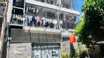 Bán nhà rộng 4 tầng (9,8x21) 228/3 Lê Quang Định, P14, Bình Thạnh