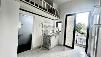 CHDV DUPLEX HSSV FULL NỘI THẤT CỬA SỔ, BAN CÔNG NGAY CÔNG VIÊN LÀNG H