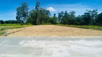 Cô 8 bán 200m2 đất gần Sông gần  Hội An.Đường ô tô, gần chợ Bàn thạch,