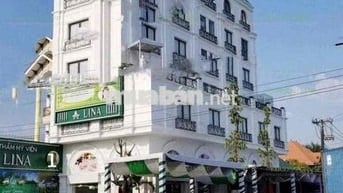 CẦN BÁN TÒA NHÀ NGAY TRUNG TÂM DĨ AN NGỘP BANK GIẢM MẠNH 6 Tỷ