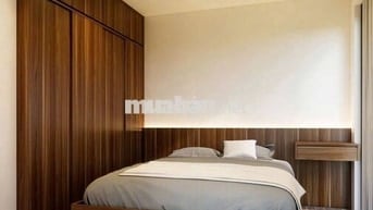 NHÀ MỚI ĐÊ LA THÀNH - 32M2 - THANG MÁY 6 TẦNG CHỈ 7,8 TỶ