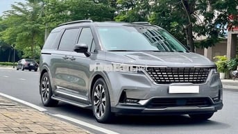 Kia Carnival 2.2D Signature 2024 - chất xe như mới