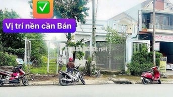 kẹt tiền bán gấp đất thổ mặt tiền 835b ngay ngã 3 Mỹ lộc