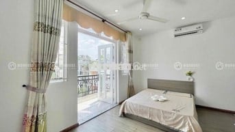 Ban công. Full nội thất. Thang Máy Hoàng Hoa Thám Tân Bình