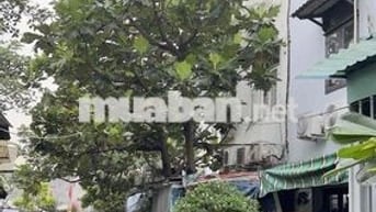 nhà phố 1 trệt, 2 lầu đường xe hơi vào tận nhà, cơ sân trước sân sau
