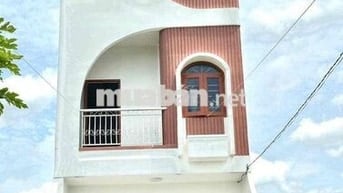 Chính chủ cần bán nhà mới xây 1 trệt 2 lầu