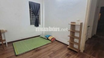 Phòng riêng thoáng mát, thoải mái, sân trước rộng