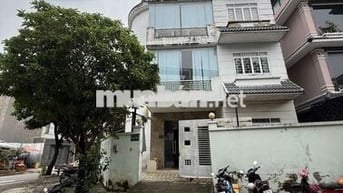 Nhà Biệt Thự Mặt Tiền làm gì cũng được , Lô góc 2MT , Bình Tân