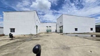 CHO  THUÊ KHO XƯỞNG MT ( 2600 m2  )XÃ  LÊ  MINH  XƯÂN. H  BÌNH CHÁNH