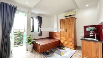 HOT! CĂN HỘ BAN CÔNG FULL NỘI THẤT GẦN SÂN BAY CÓ THANG MÁY - AN NINH