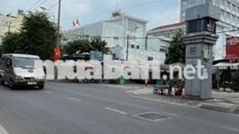 Nhà chính chủ  kiên cố chắc chắn, khách thiện chí mua ,tặng quà