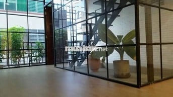 Cho thuê văn phòng đường Thăng Long, dt 100m²