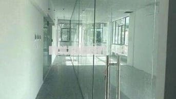 Cho thuê văn phòng đường Lê Văn Sỹ, dt 70m²