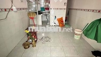 Cho thuê nhà hẻm trung tâm 12,5m², có gác suốt, gần chợ – trường –UBND