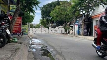 BÁN NHÀ Q12 - 3 TẦNG ĐẸP LUNG LINH - DT KHỦNG - GIÁ CỰC TỐT