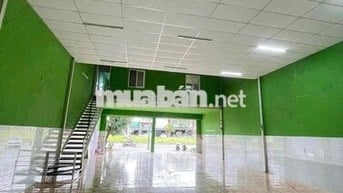 kho mặt tiền đường container- sát đường võ chí công.