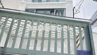 Cho thuê nhà đẹp - 3 tầng - Ngang 3 dài 10 - Vĩnh Hội Chỉ 12 triệu.